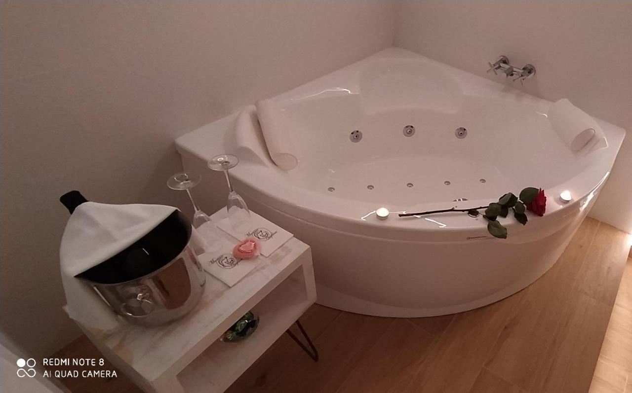 Queen Room Spa Bath